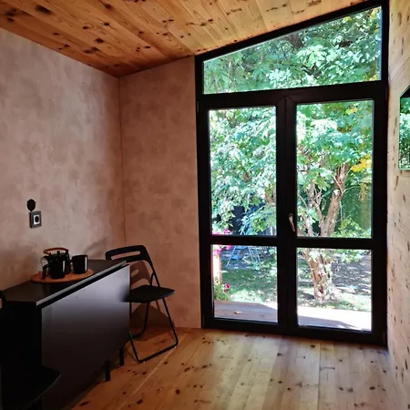 Town House, Free Parking *