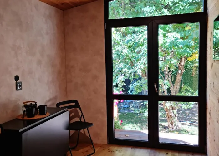 Town House, Free Parking *